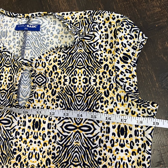 Yellow & Black stretchy top - Picture 5 of 6